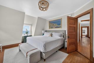 Oceanfront Retreat on Goochs Beach 7 Bedrooms - 7