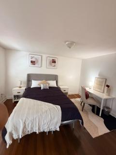 Stylish Apartment Near Widener & I-95 - 1