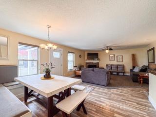 Bear Lake Bungalow - 5
