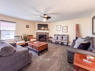 Bear Lake Bungalow - 4
