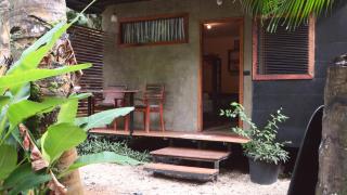 Salty Enthusiasts Share House & Villas - 2
