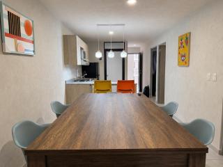 Family Apartment Minutes from Downtown - 4
