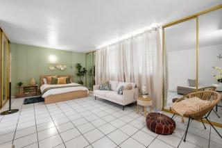 Family-Friendly 4BR Getaway in Bayamón - 9