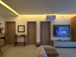 Cloud 9 Suite - 9