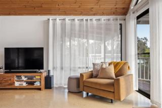 Canopy House - Refined Bushland Haven near the Coast - 2