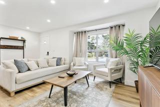 Modern 3BR Home, Minutes to Lake & Port Credit - 9