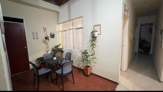 Amplia habitación, fresca y comoda - 4