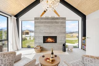 Northlake Escape | Sunny, Stylish & Easy Living - 8