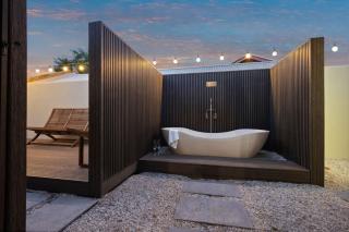 Cape Cottage - Beachside Retreat with Outdoor Bath - 7