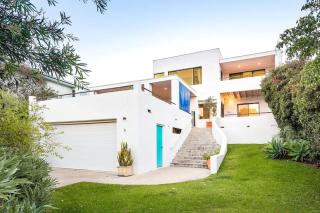 Casa Feliz - Mediterranean-style Coastal Getaway - 0