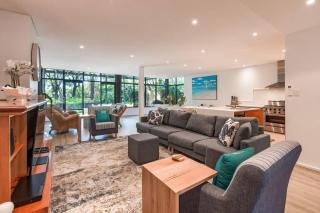 Baydream Believer - Lush Beachfront Resort Escape - Broadwater - 9