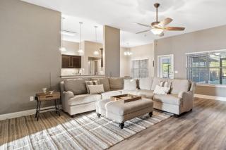 Single-level home with pool enclosed yard screened lanai grill & home office - 1
