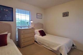 Private home near the beach with washer and dryer and free Wifi - 3