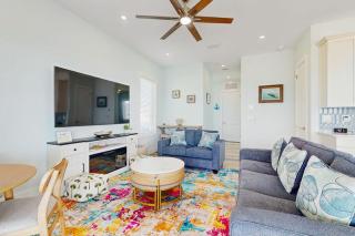 Newly built home near beach with sound view balcony WiFi WD & AC - 4