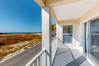 Sunny coastal condo with pool balcony & sound view - walk to the beach - 7