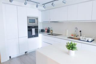 Olympic Village-Sleeps 5-AC Mtn & CityViews - 3
