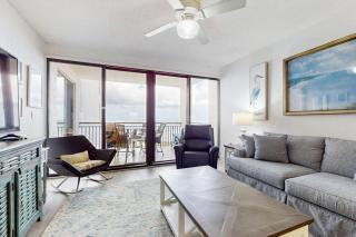 Spacious fourth-floor condo - Complimentary BEACH SERVICE - 6