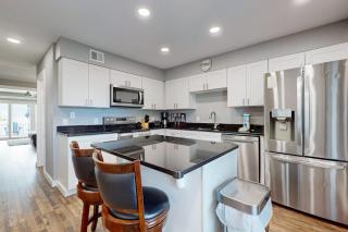 Gorgeous coastal townhome patio balcony and community HEATED pool - 2