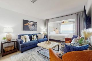 Cozy coastal condo with water view pool central AC & easy beach access - 5