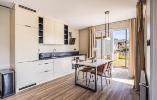 Beautiful Home In Voorthuizen With Wifi - 6