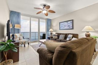 7th Floor Lovely Condo with Outdoor Pool Heated Seasonally On The Beach - 6