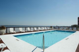 Inviting condo with bay & ocean views & pool - steps to the beach - 9