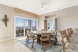 Bayfront penthouse with huge balcony stunning beach-harbor views & pool - 1