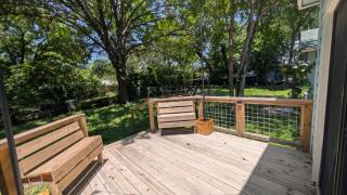 Montview cottage Walk to Burnet Rd, Central ATX - 9