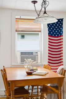 Hot Tub, 5 Min to Colgate, Sleeps 6, Welcome Wine - 3