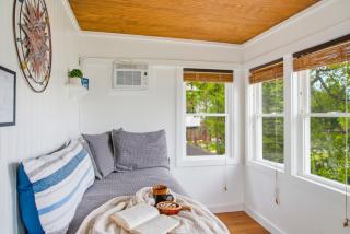 Hot Tub, 5 Min to Colgate, Sleeps 6, Welcome Wine - 2