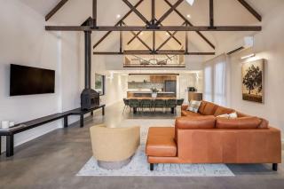 The Old Cheese Factory - Luxe Design & Country Calm - 4