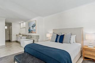 Sundrift - Sophisticated Beachside Retreat with Pool - 7