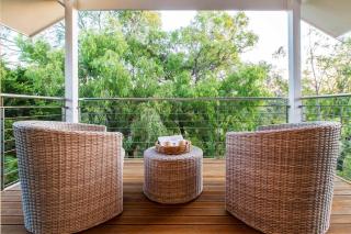The Willows - A Lush Beachside Retreat for Families - 8