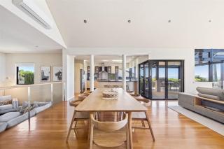 Tides Edge - Stunning Pool House by the Beach - 2