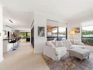 MacLeod's Fairway - Your Golfside Family Getaway - 0