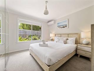 Dolce Vita - A Beachside Family Garden Retreat - 7
