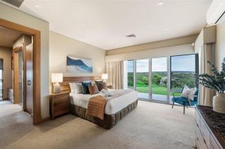 Incognito - An Exclusive Oceanfront Estate - 8