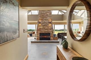 Incognito - An Exclusive Oceanfront Estate - 2