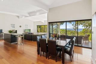 Eagle Vista - Beachside Bliss with Bushland Serenity - 5