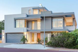 La Vacanza - Luxe Spacious Home with Ocean Views - 9