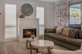 Hamptons By The Green - Grand Golfside Retreat - 2
