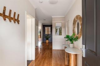 Our Escape - Coastal Poolside Haven in Dunsborough - 4
