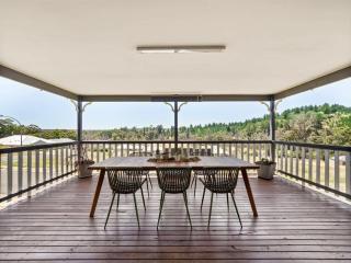 Meeukany - Hilltop Stunner in the Heart of Nannup - 7