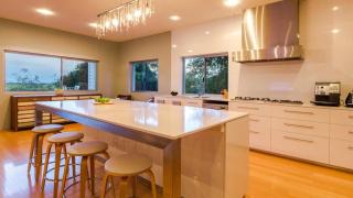 Oasis - Tranquil Getaway with Pool and Scenic Outlooks - 4