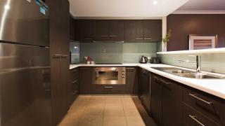 Surfside 8 - Spacious Retreat on Yallingup Beach - 2