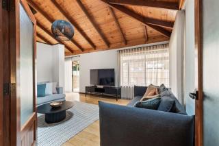 Prowse Beach House - Family Fun & Ocean Adventures - 9