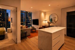 Luxury 1BR Ritz Carton Precinct Resort Amenities - Melbourne - 0