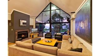 Whitehaven - Stylish Group Retreat with Ocean Views - 5