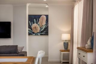 Reverie By The Bay - Walk to Beaches, Relax in Style - 4
