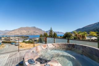 Iconic Queenstown Views, Spa Pool, Walk To Town - 9